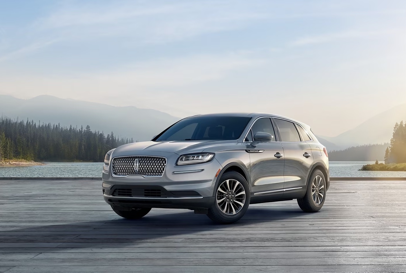 The 2023 Lincoln Nautilus Reserve on display