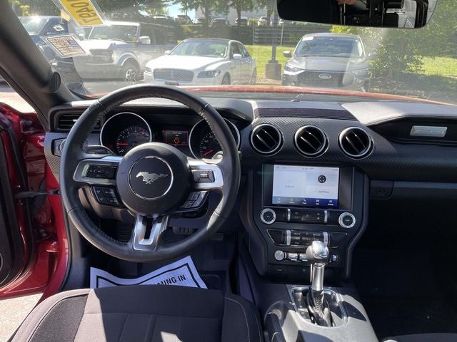 2022 Ford Mustang EcoBoost