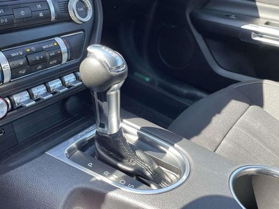 2022 Ford Mustang EcoBoost