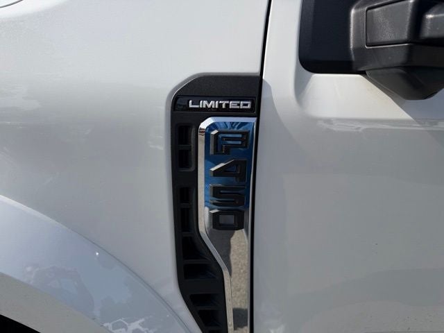 2024 Ford F-450SD Platinum DRW