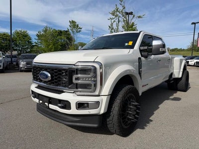 2024 Ford F-450SD Platinum DRW