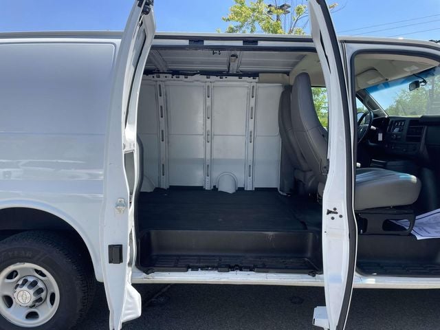 2021 Chevrolet Express 2500 Work Van Cargo