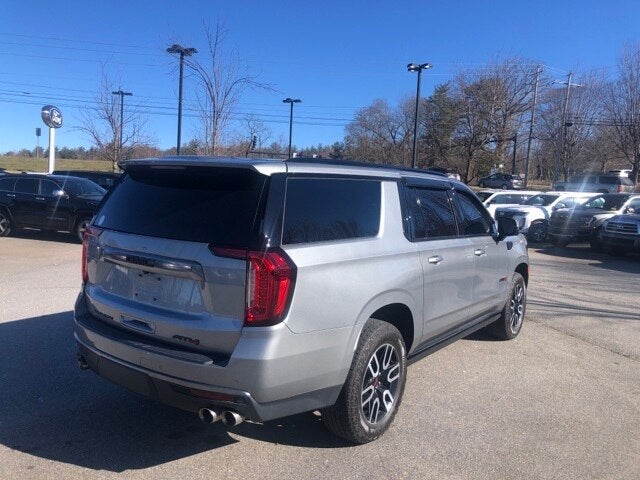 2024 GMC Yukon XL AT4