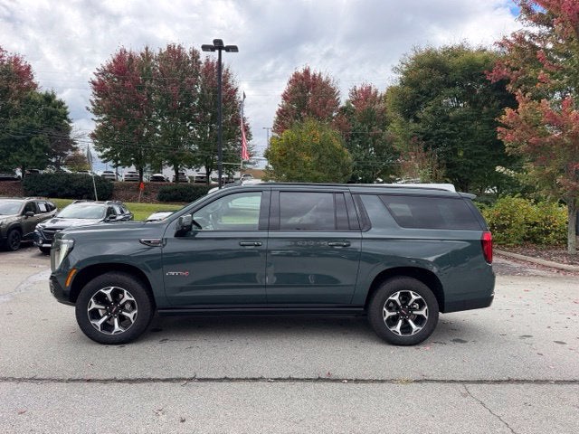2025 GMC Yukon XL AT4