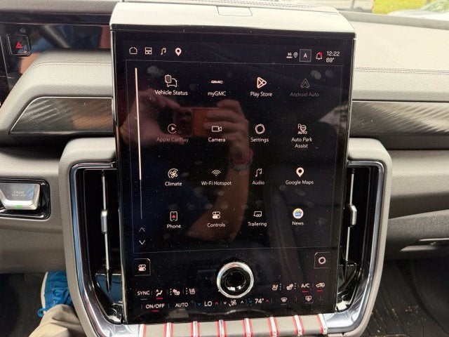 2025 GMC Yukon XL AT4