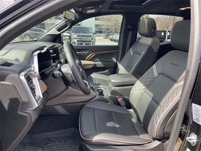 2023 GMC Canyon Denali