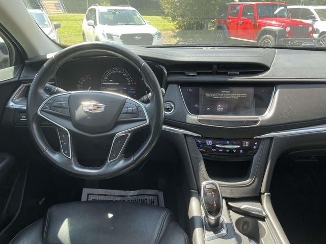 2018 Cadillac XT5 Premium Luxury