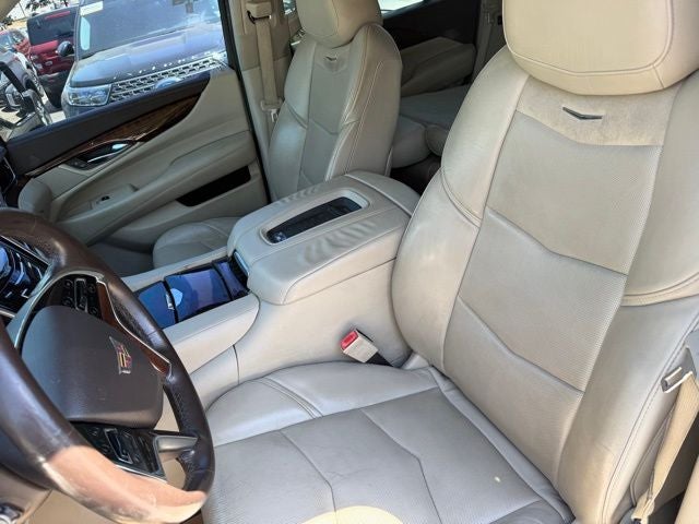 2015 Cadillac Escalade Luxury