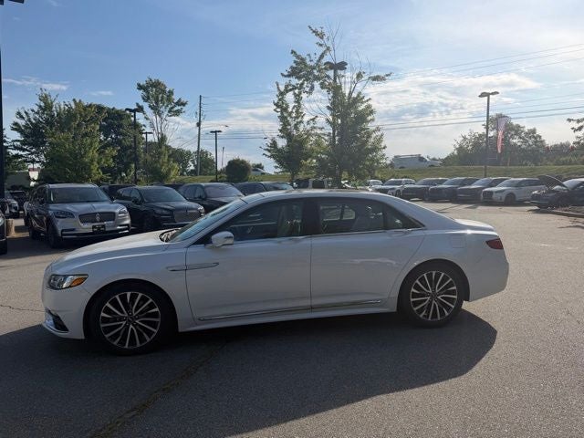 2017 Lincoln Continental Select