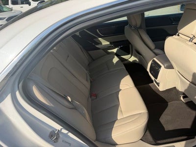 2017 Lincoln Continental Select
