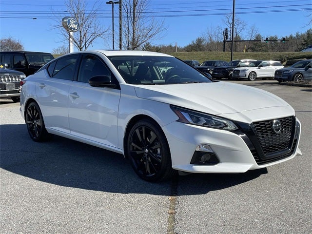 2022 Nissan Altima 2.5 SR