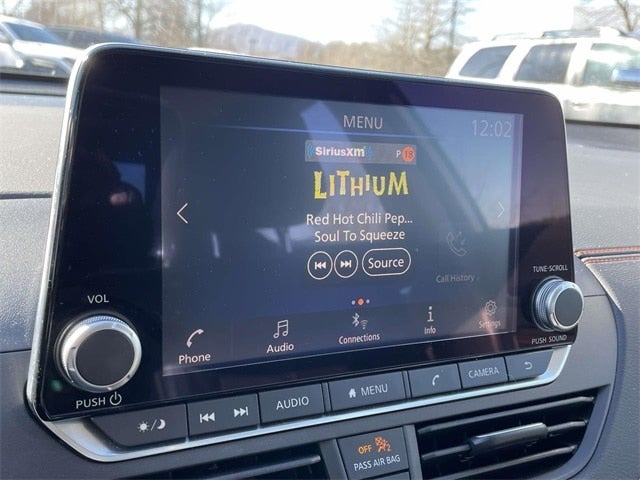 2022 Nissan Altima 2.5 SR