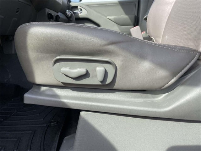 2019 Nissan Frontier SL