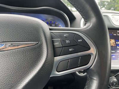 2021 Chrysler 300 Touring