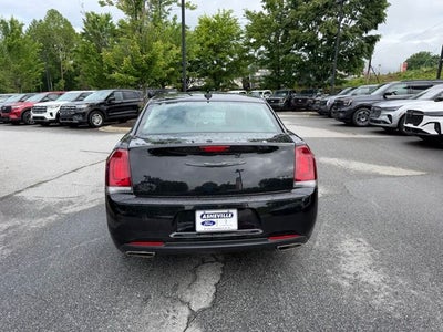 2021 Chrysler 300 Touring