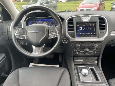 2021 Chrysler 300 Touring
