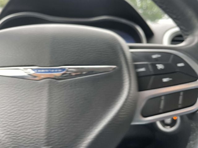 2021 Chrysler 300 Touring