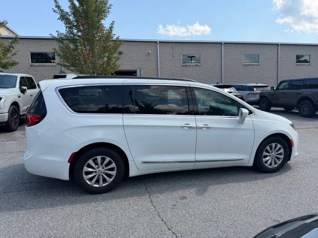 2017 Chrysler Pacifica Touring L
