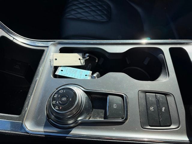 2023 Ford Edge Titanium