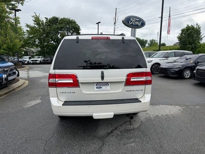 2014 Lincoln Navigator Base
