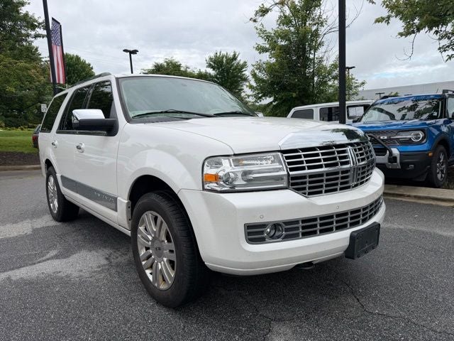 2014 Lincoln Navigator Base