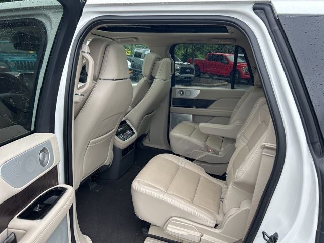 2021 Lincoln Navigator L Reserve