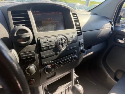 2012 Nissan Pathfinder SV