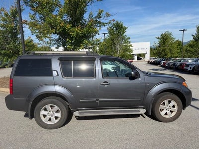 2012 Nissan Pathfinder SV