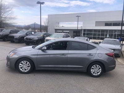 2019 Hyundai Elantra SE