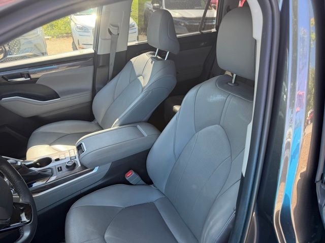 2020 Toyota Highlander Limited