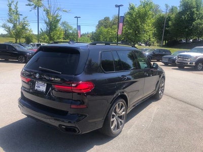 2021 BMW X7 M50i