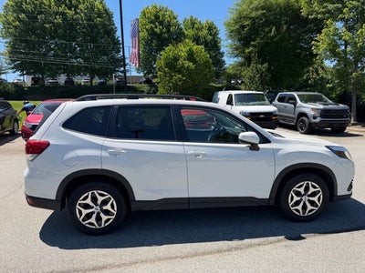 2024 Subaru Forester Premium