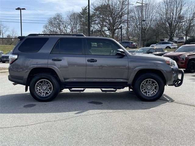 2020 Toyota 4Runner Venture