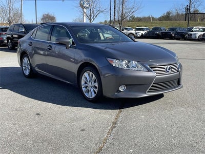 2015 Lexus ES 300h