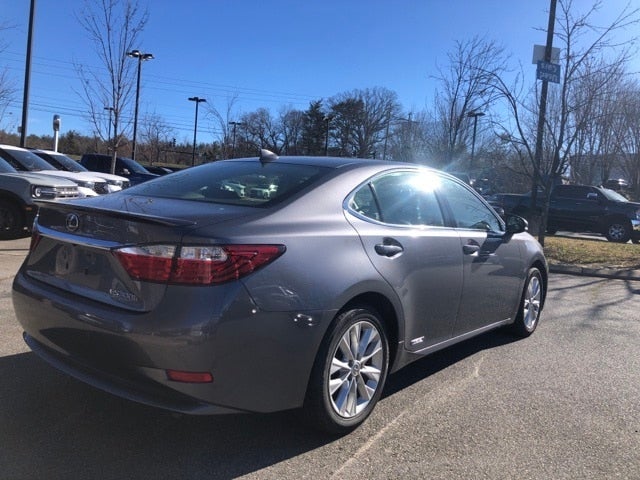 2015 Lexus ES 300h