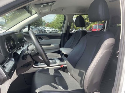 2023 Kia Carnival LX Seat Package