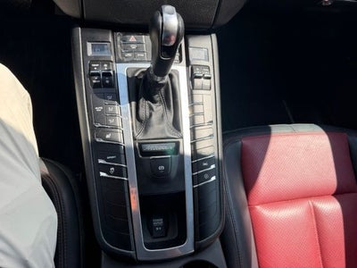 2018 Porsche Macan Base