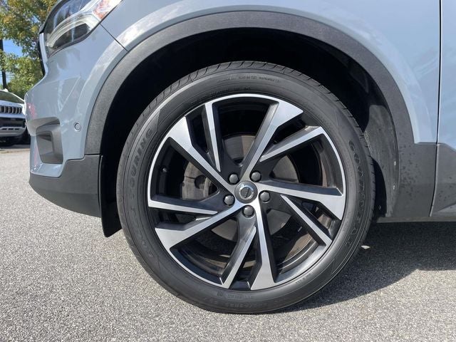 2021 Volvo XC40 R-Design