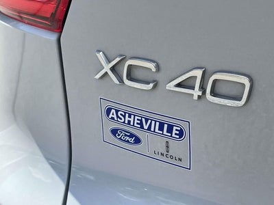 2022 Volvo XC40 Recharge Pure Electric P8 Ultimate