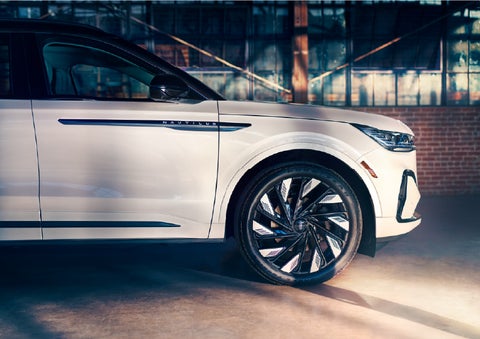 The wheels of the available Jet Appearance Package are highlighted. | Asheville Lincoln in Asheville NC