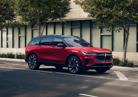 2026 Lincoln Nautilus® SUV with the available Jet Appearance Package and Hybrid transmission. | Asheville Lincoln in Asheville NC