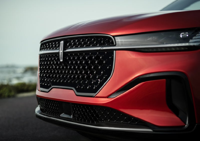 The sleek grille of a 2026 Lincoln Nautilus® SUV with the available Jet Appearance Package makes a bold statement. | Asheville Lincoln in Asheville NC